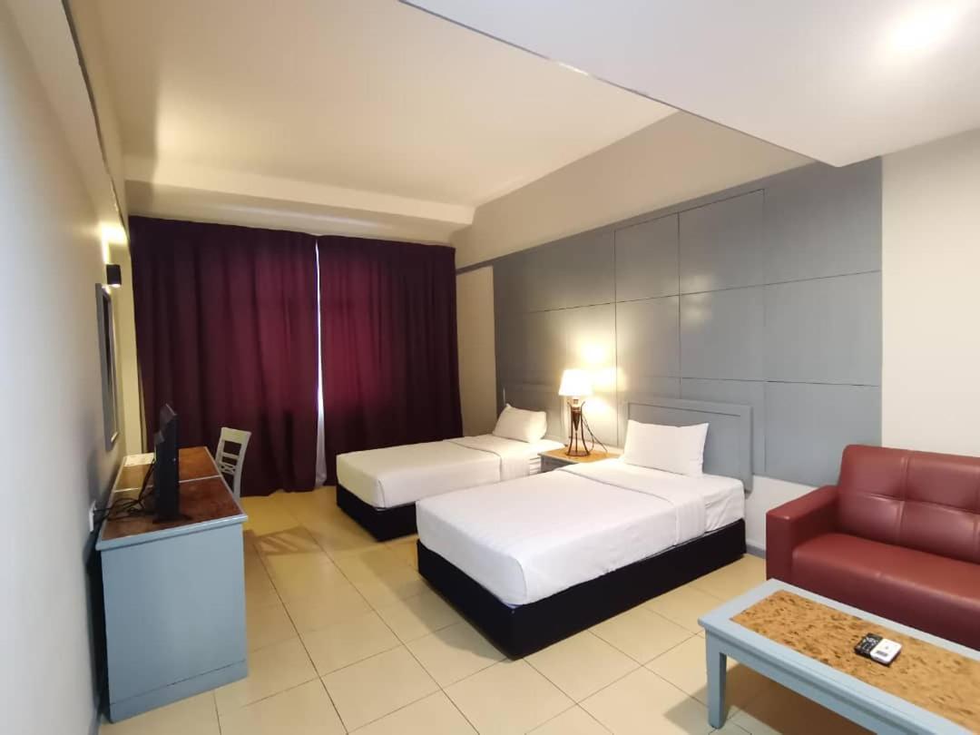 Grace Hotel Lahad Datu Extérieur photo