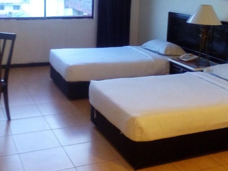 Grace Hotel Lahad Datu Extérieur photo