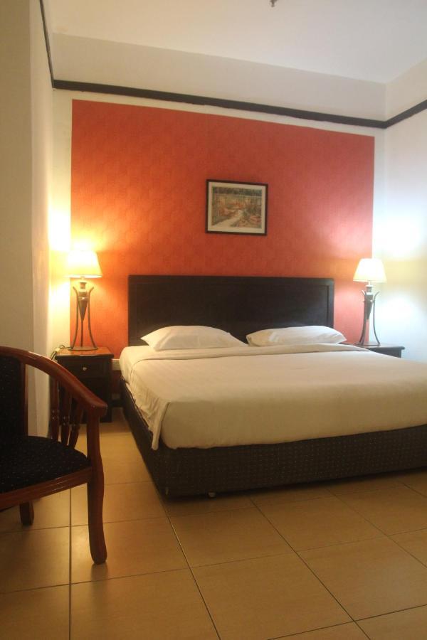 Grace Hotel Lahad Datu Extérieur photo