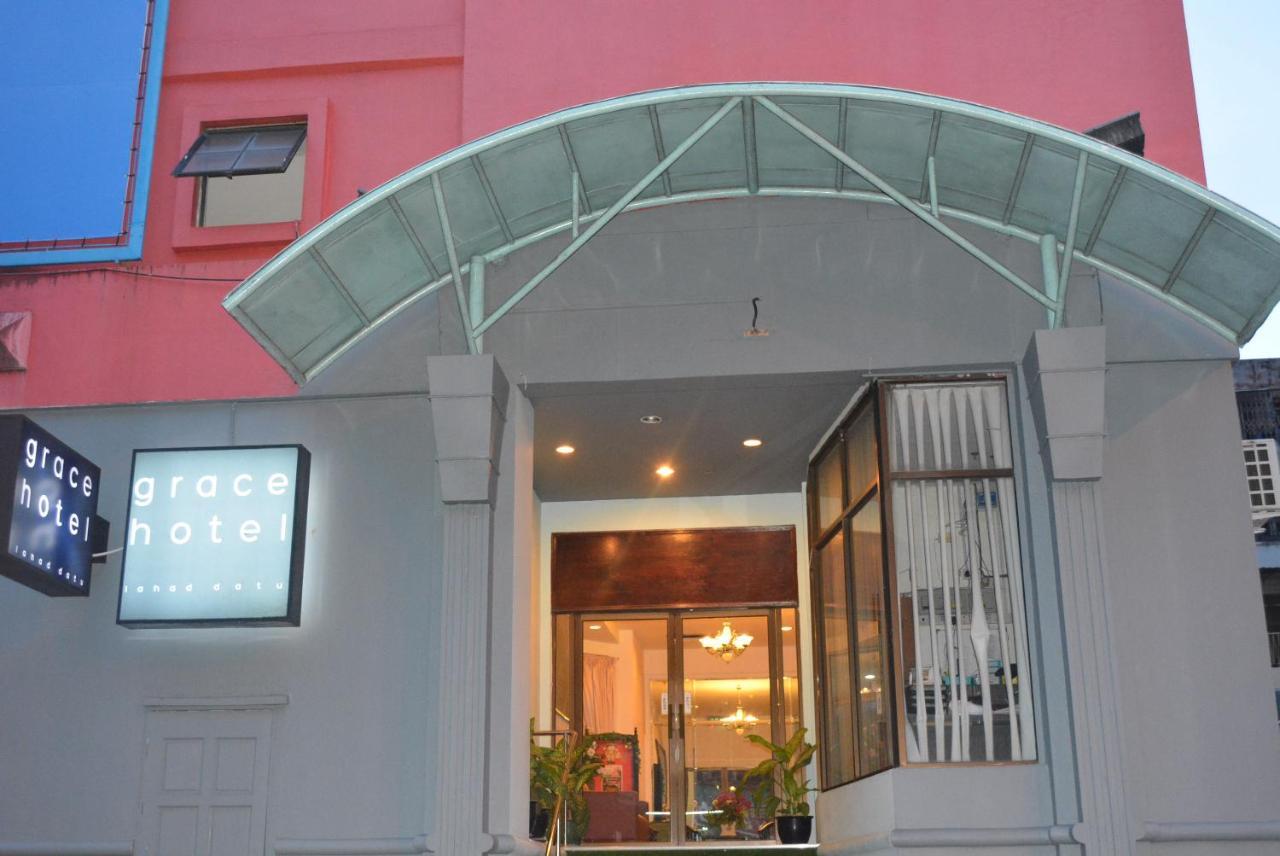 Grace Hotel Lahad Datu Extérieur photo